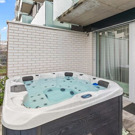 Lam Jegeho Alej - Jacuzzi - Free Parking Apartment Bratislava Luaran gambar