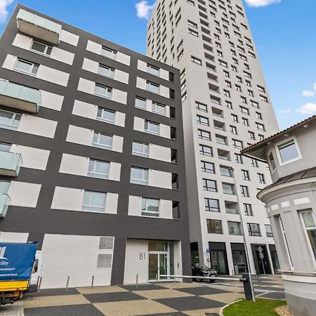 Lam Jegeho Alej - Jacuzzi - Free Parking Apartment Bratislava Luaran gambar