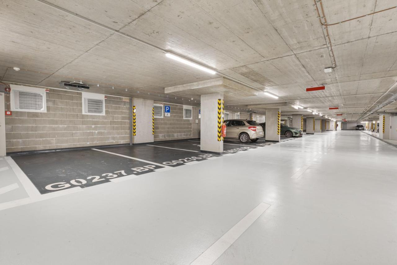Lam Jegeho Alej - Jacuzzi - Free Parking Apartment Bratislava Luaran gambar